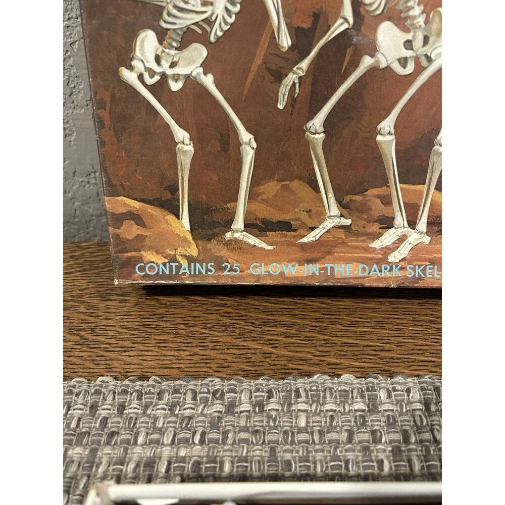 Caravan Mostly Ghostly Glow Skeleton Horror Board Game 1975 Boxed Complete